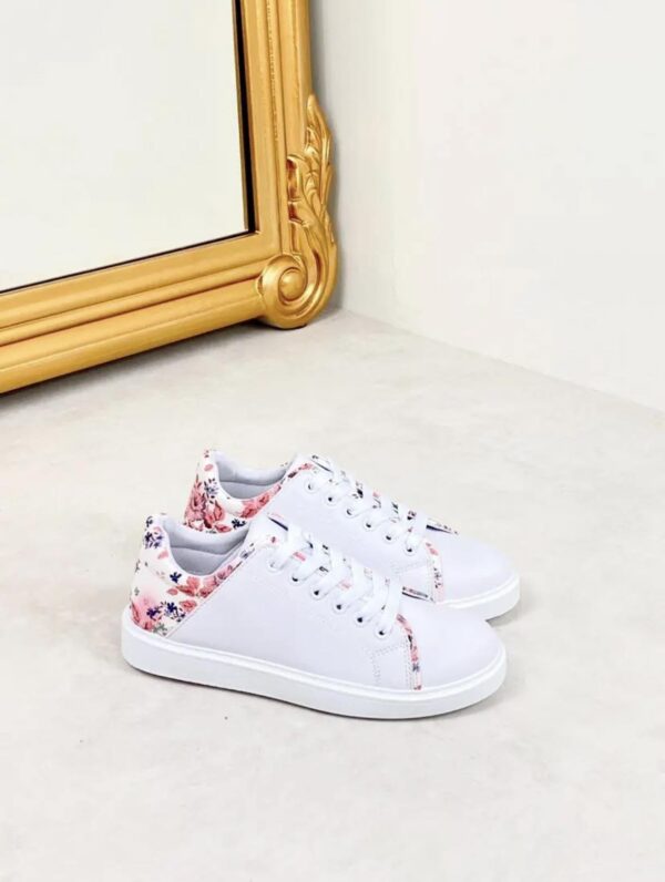Les baskets Flowers