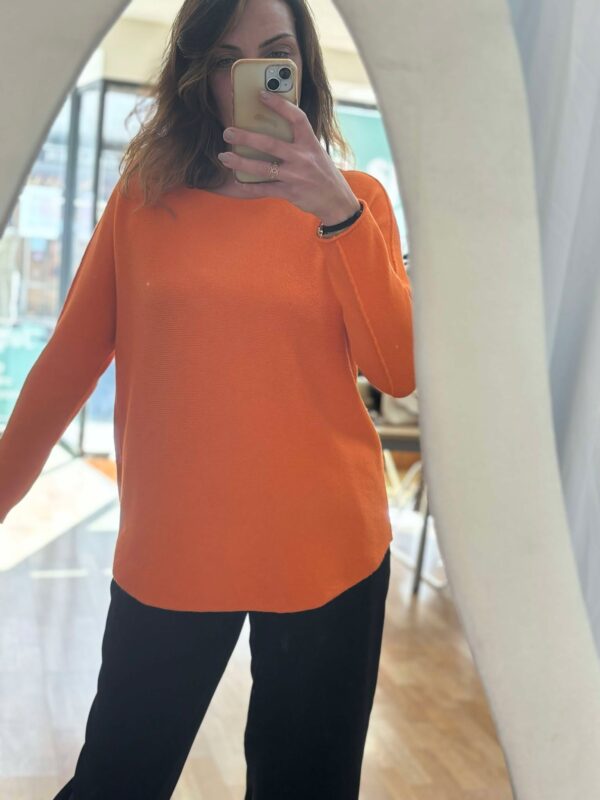 Le pull Gaia Orange – Image 2